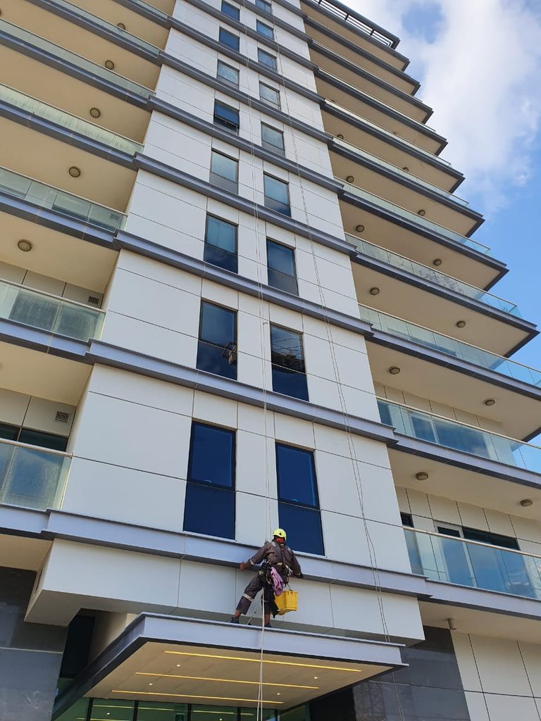 Clear Cut General Contracting — pest control in Abu Dhabi, photo 1